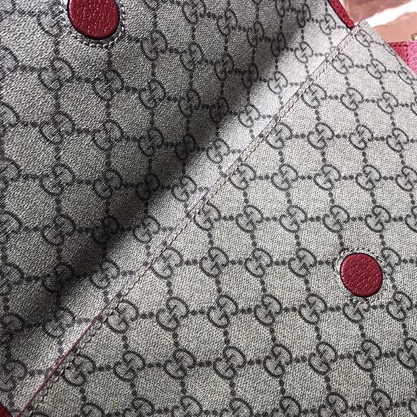 グッチバッグ素材ディテール